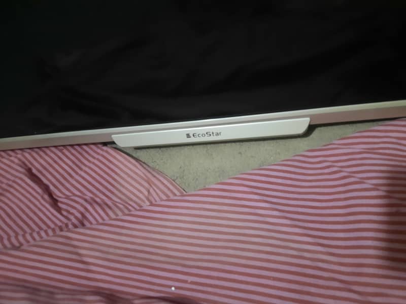 ecostar 40 inch Led / LCD 2