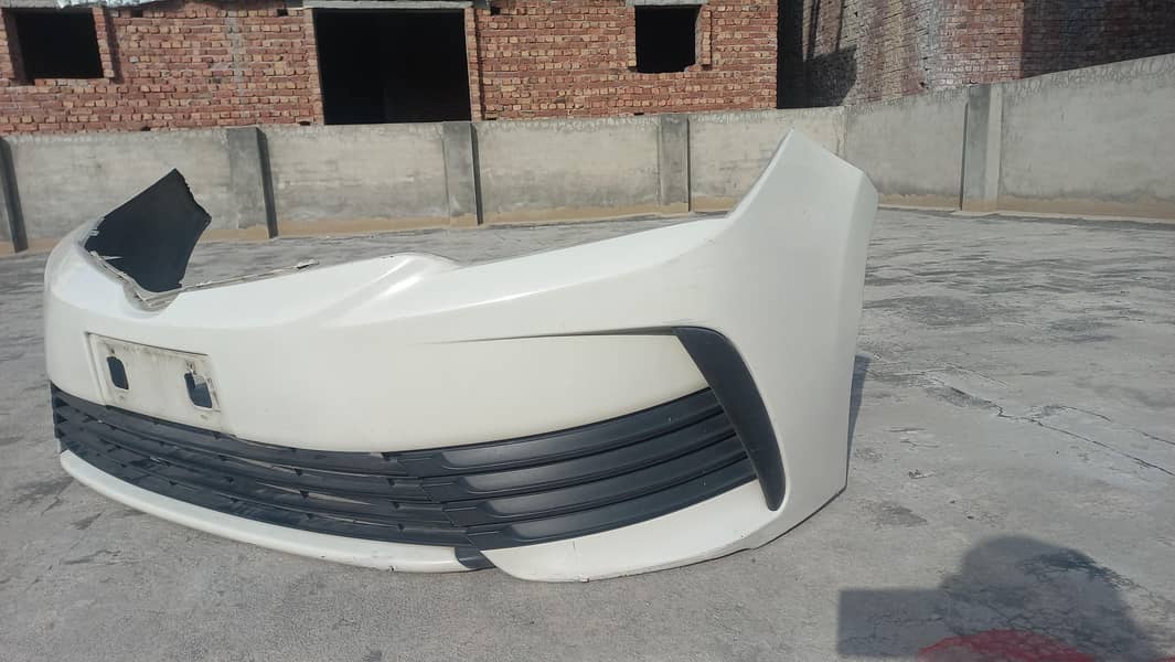 Corolla Bumpers 2017 5