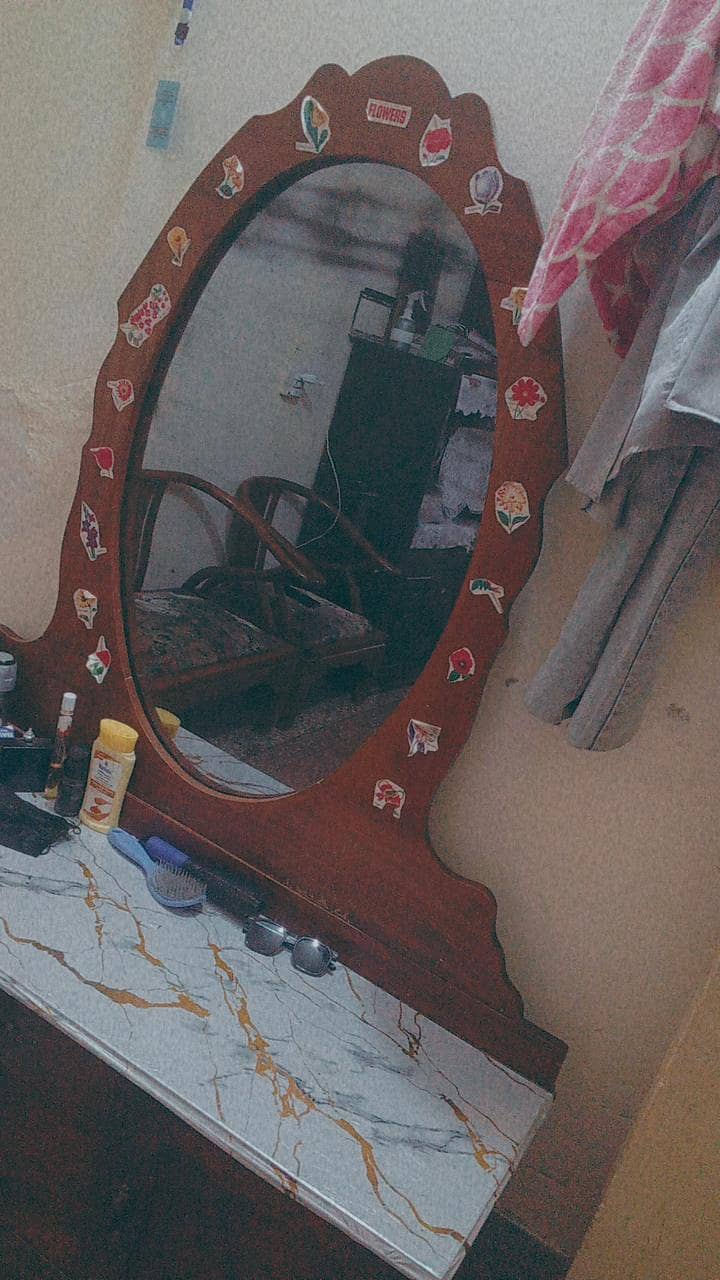 Dressing Table 2