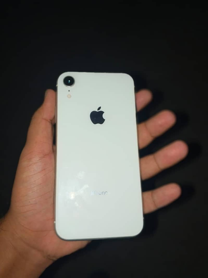 Apple iPhone XR 64gb jv all genuine exchange possible  read add 0