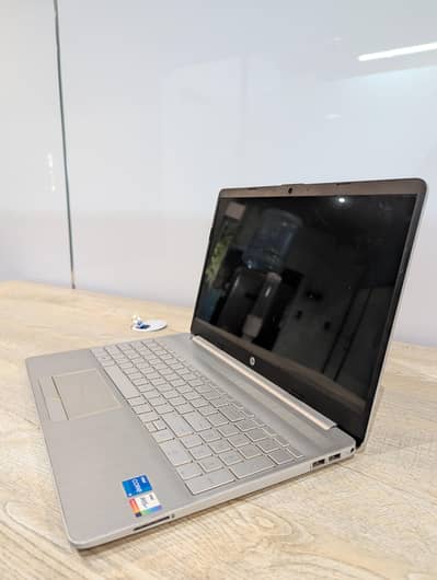HP i5 11th Gen Laptop – 12GB RAM, 256GB SSD + 1TB HDD