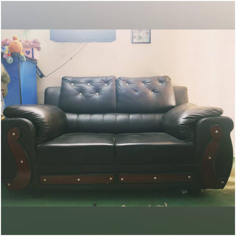 leather sofa mint condition 1