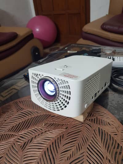 LG led projector 1080hd smart  resolution