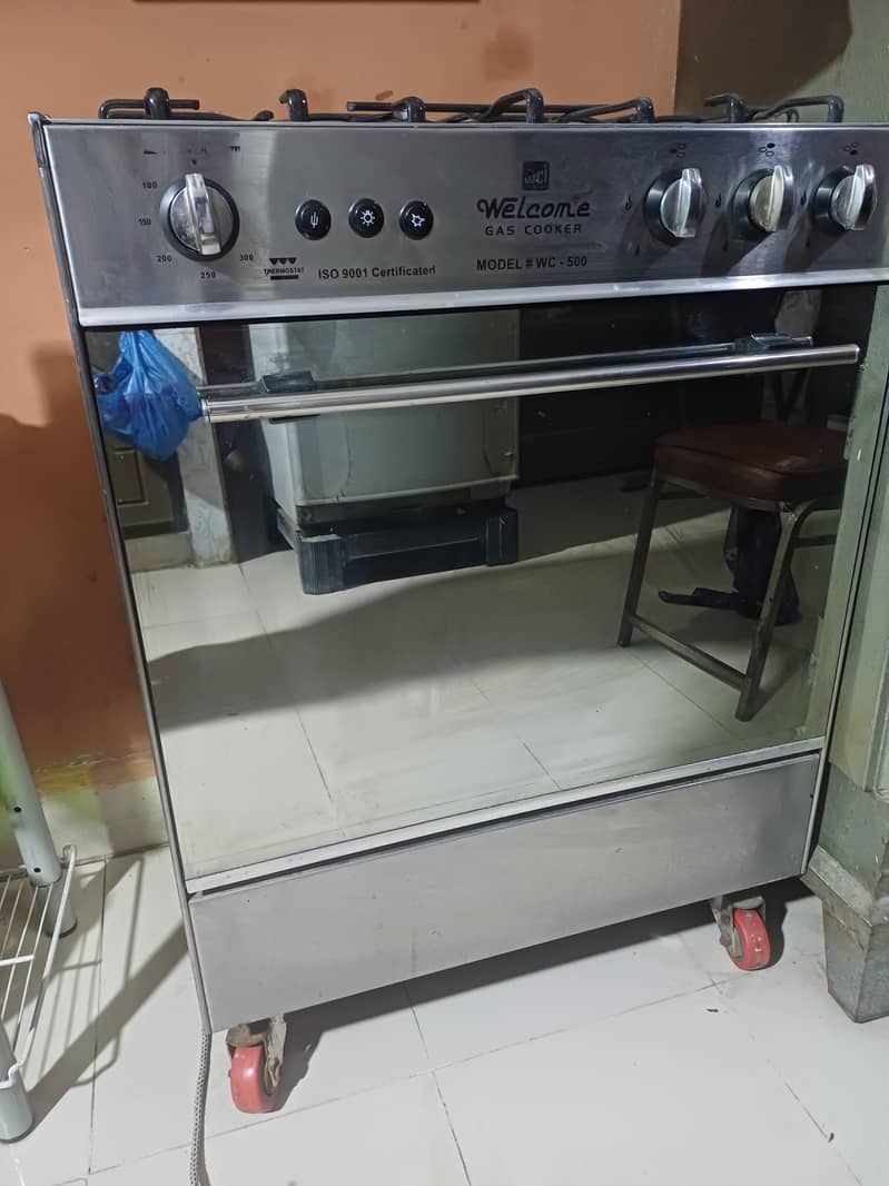 Cooking Range with wheels. (movable) 0