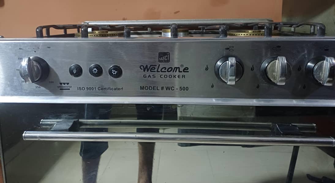 Cooking Range with wheels. (movable) 1