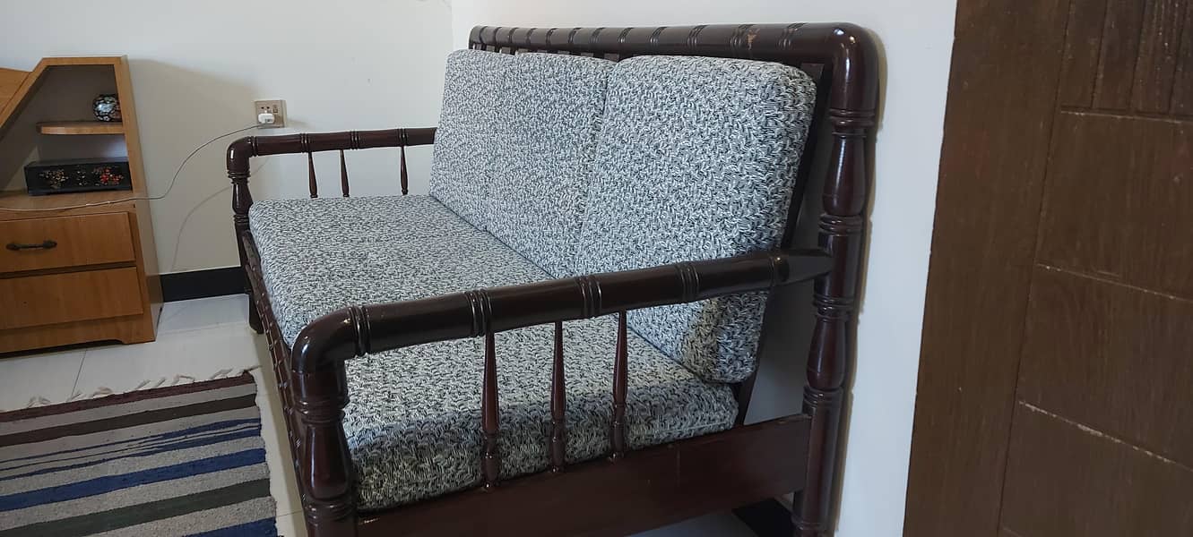 Sofa set 5 seater wood 0