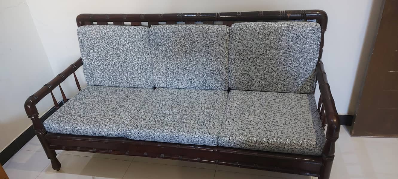 Sofa set 5 seater wood 1