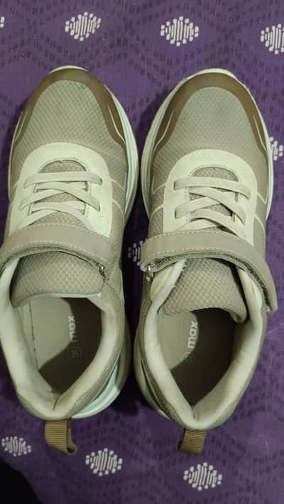 kids boy shoes size 35