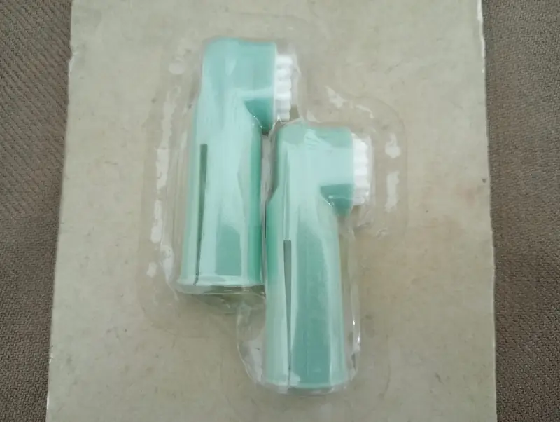 Pet Dental Cleaning Rubs — photo 4