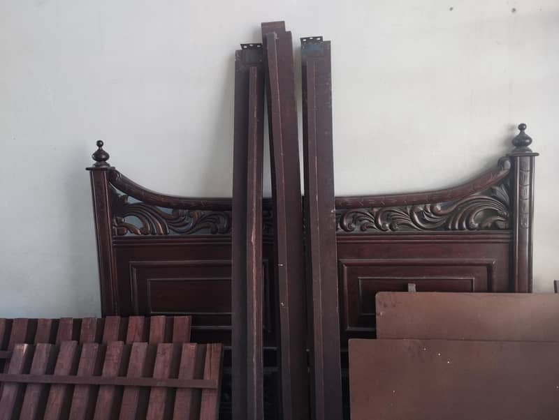 solid wooden king size bed 3