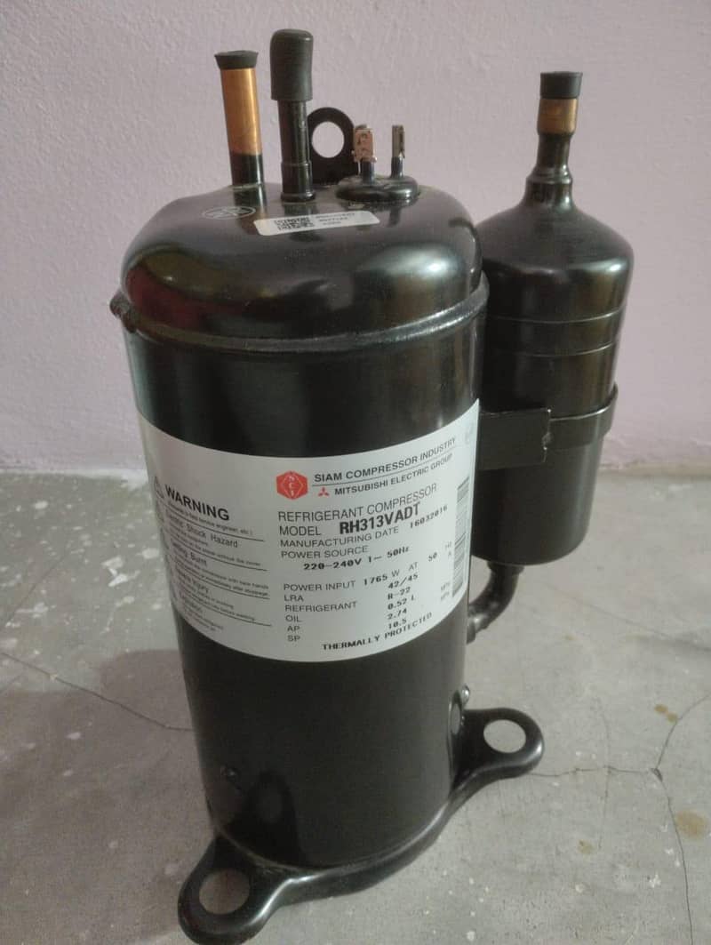 AC Compressor 1