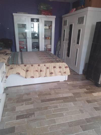 120 yards corner G+1. for sale