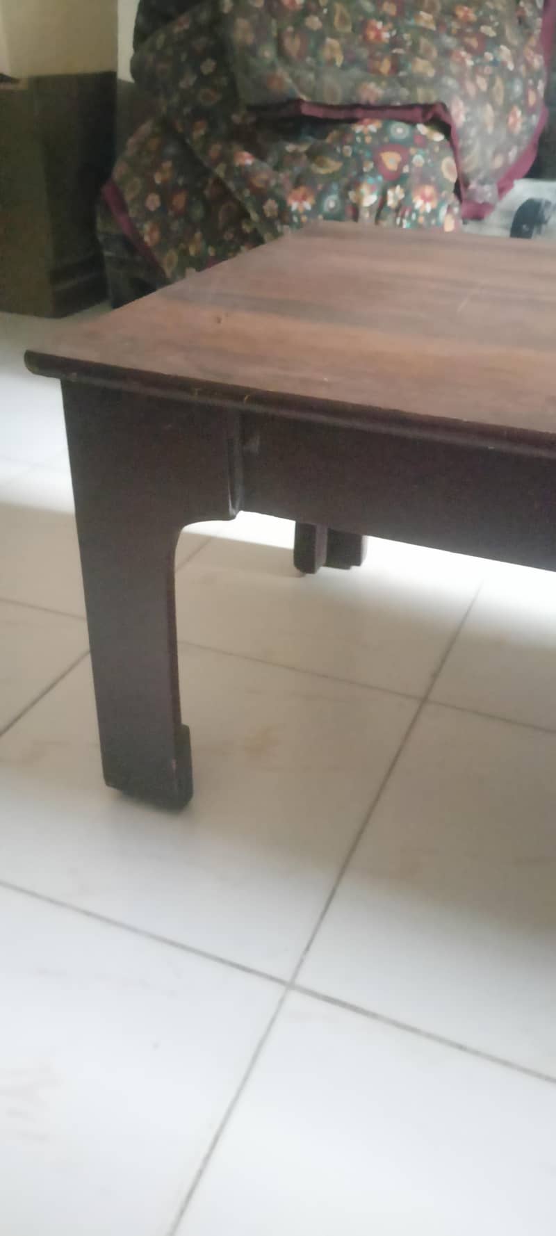 center table 4