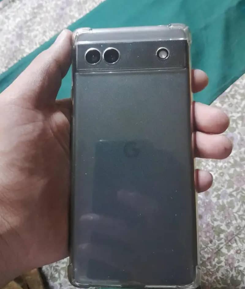 Google Pixel 6a 1