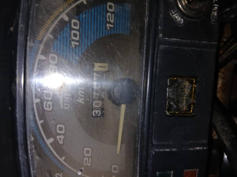 unique ud70 4