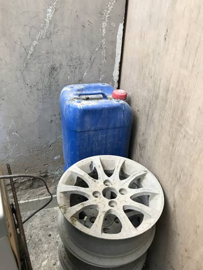 14 size Rim Only . Urgent Sale Aj dayna ha .