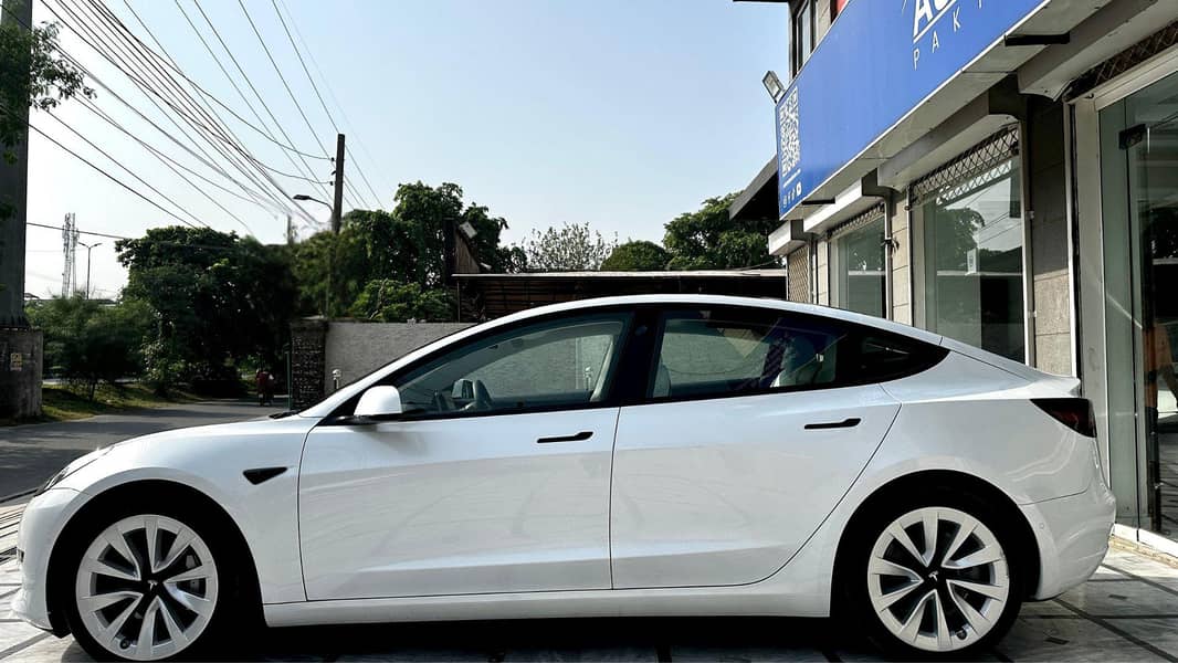 Tesla Model 3 Long Range - 2022/2025 15