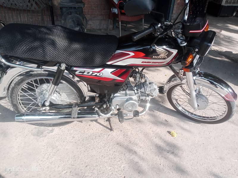 HONDA CD70 Model 2025 Colour= black condition 10/10 - Standard - 1107328251