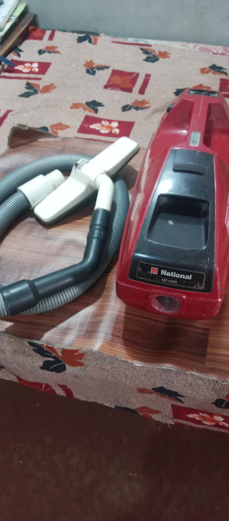 vacuum cleaner 0