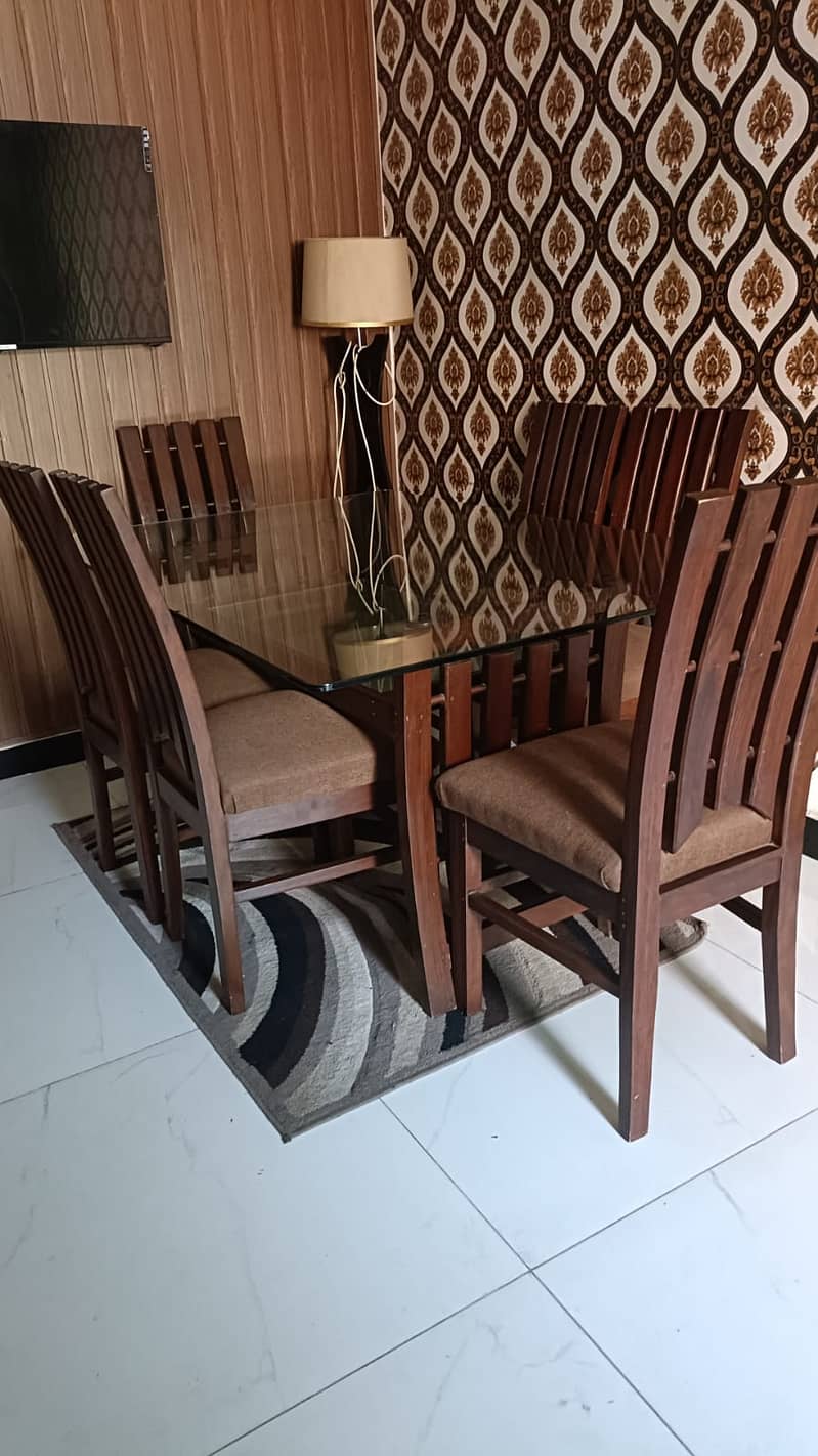 Glass Dinning Table 0