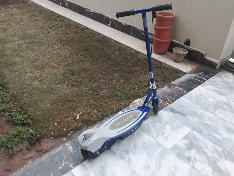 Razor E90 accelerator 2