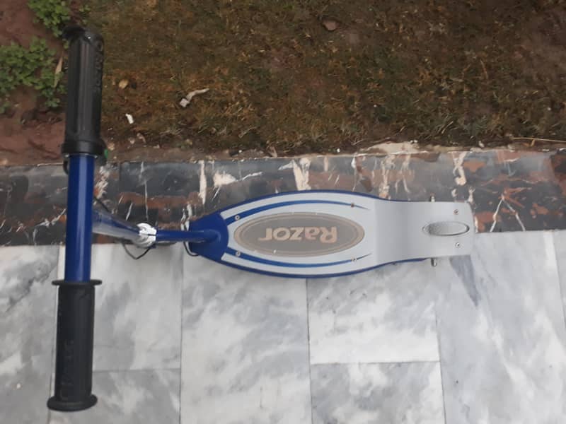 Razor E90 accelerator 5