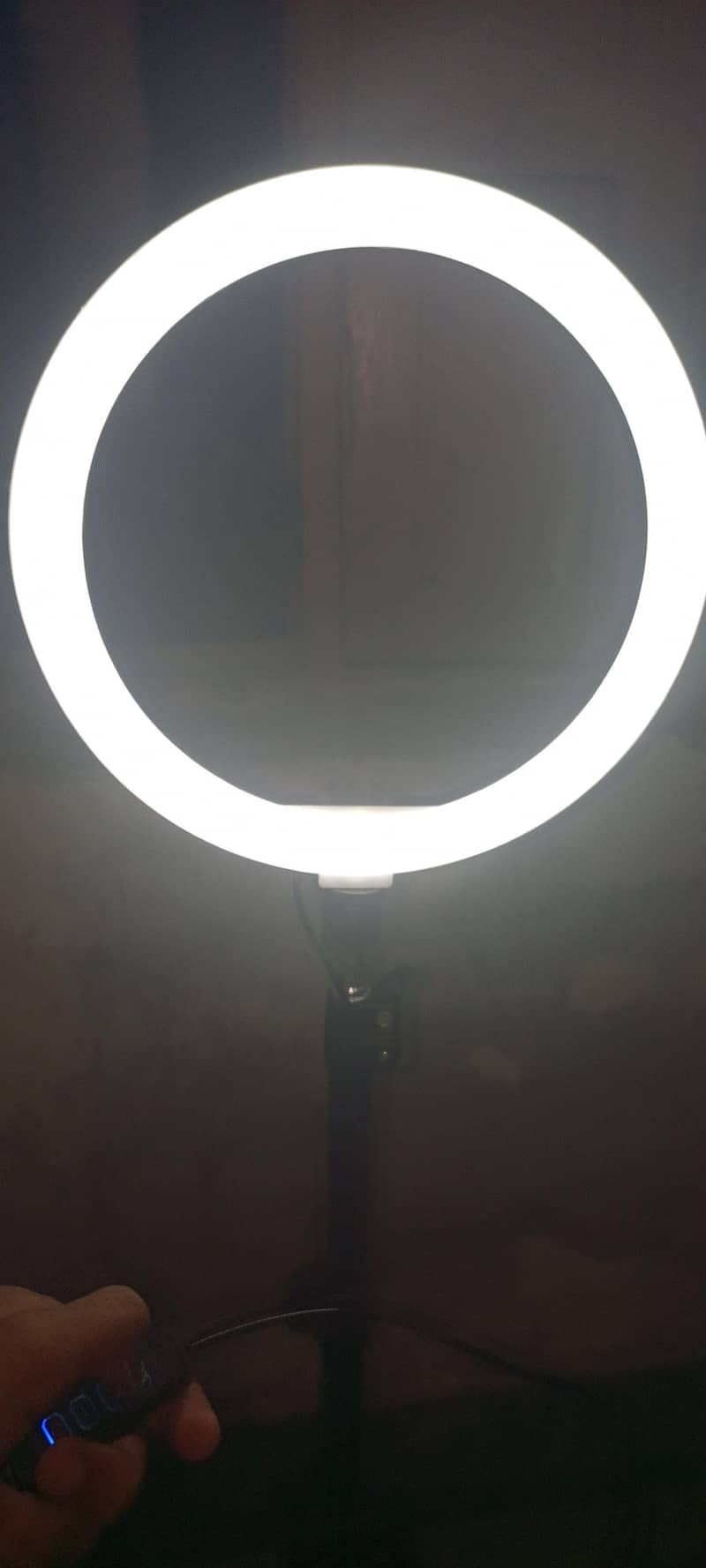 STAND &  RING LIGHT 4