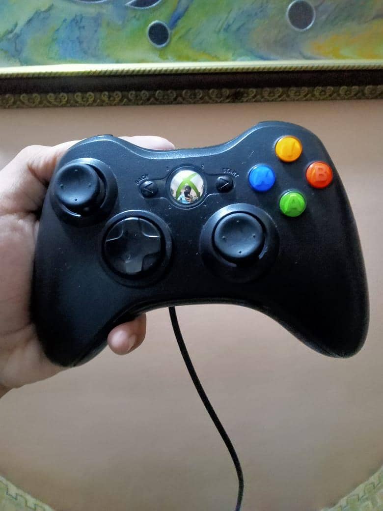 Xbox 360 controller 1