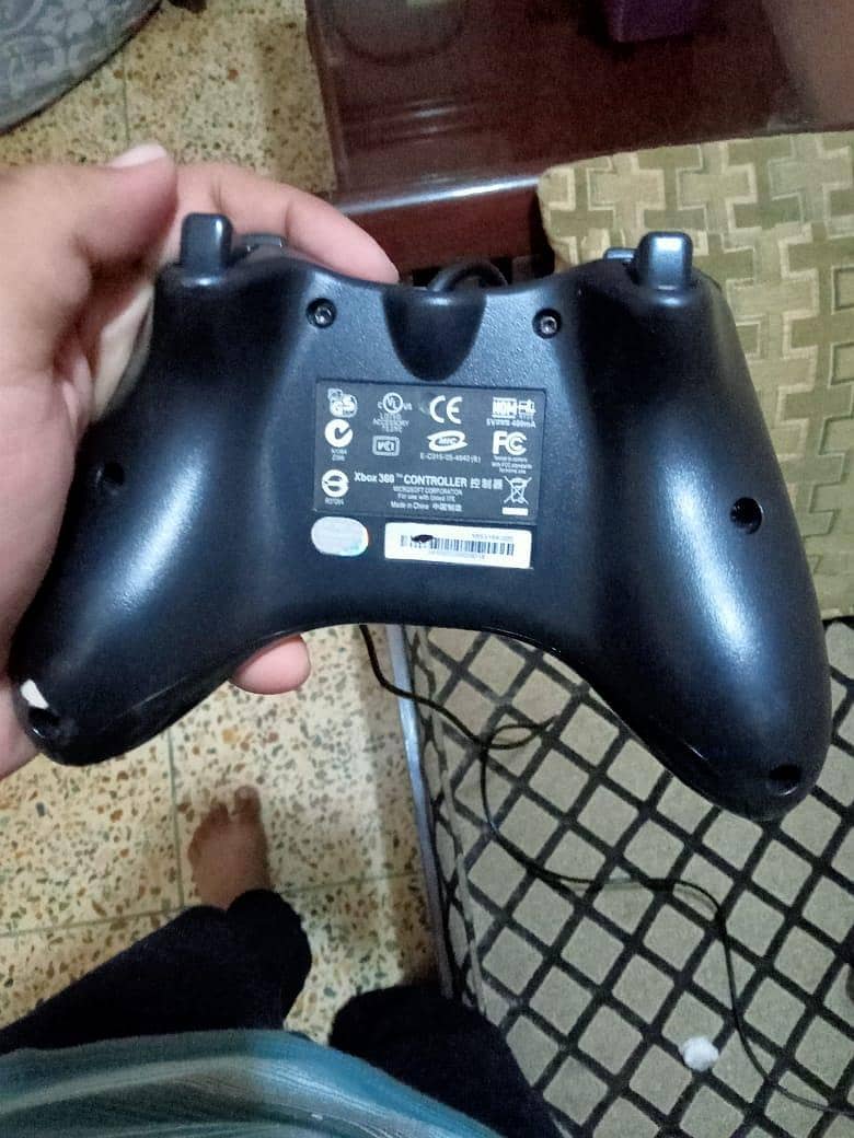 Xbox 360 controller 2