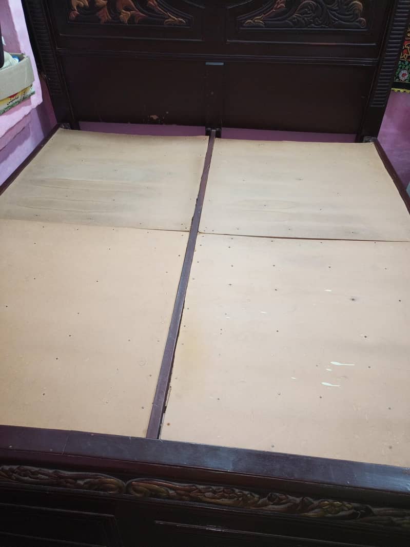 bed set with dressing 7