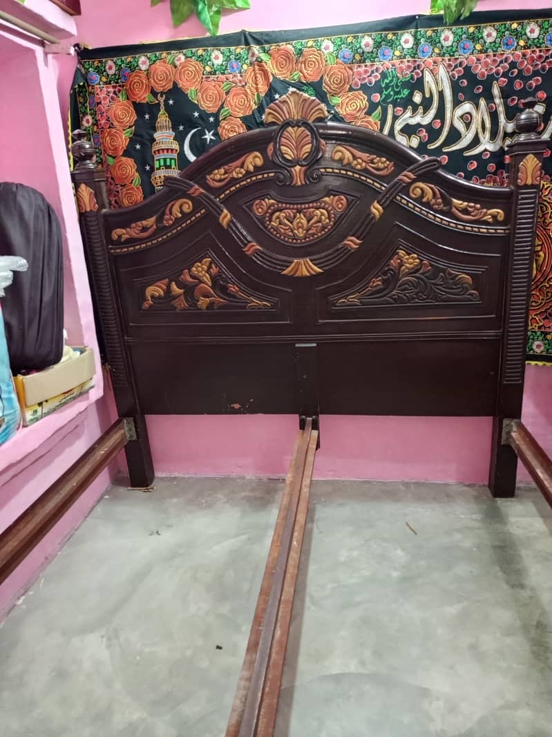 bed set with dressing 9