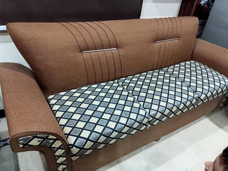 Sofa set 3+1+1 with table 1