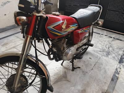 Honda CG 125 good condition total genuine 2017/18 O3O9 44 76 I76