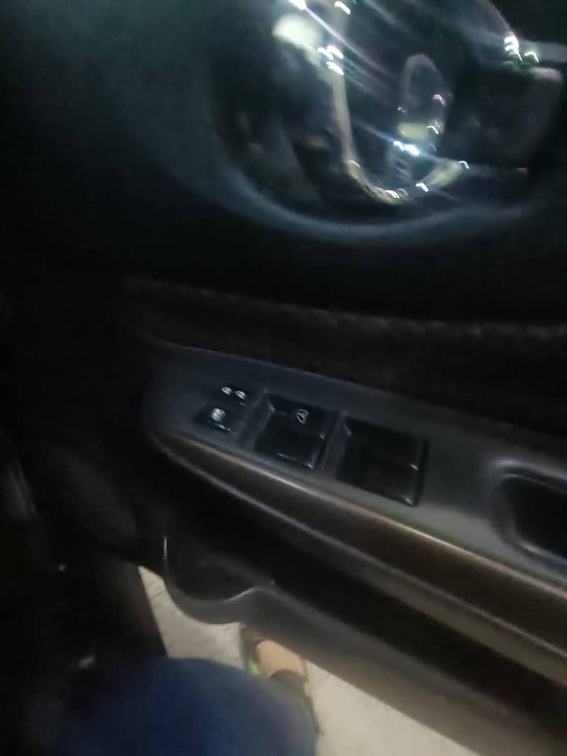 Nissan note e power new condition 13