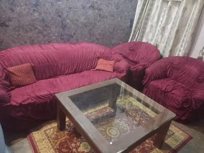 5 seater sofa set with wooden table