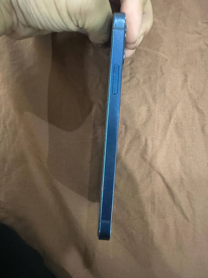 iPhone 12 128gb pta approved. 4