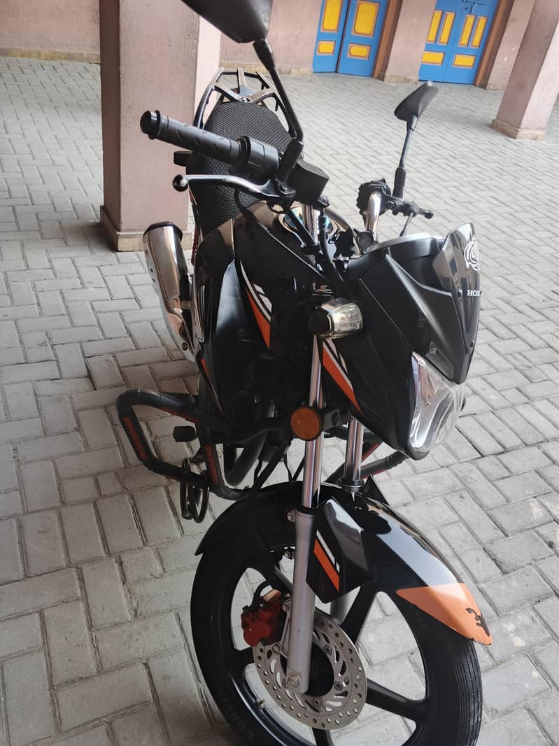 cb150f black 4