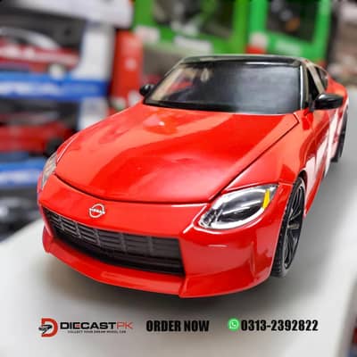 Nissan Z Fairlady Scale 1:24 Maisto Metal Diecast Model Car