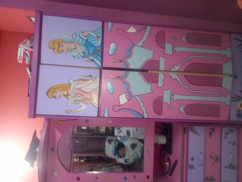 Almary bed side table dreesing 2