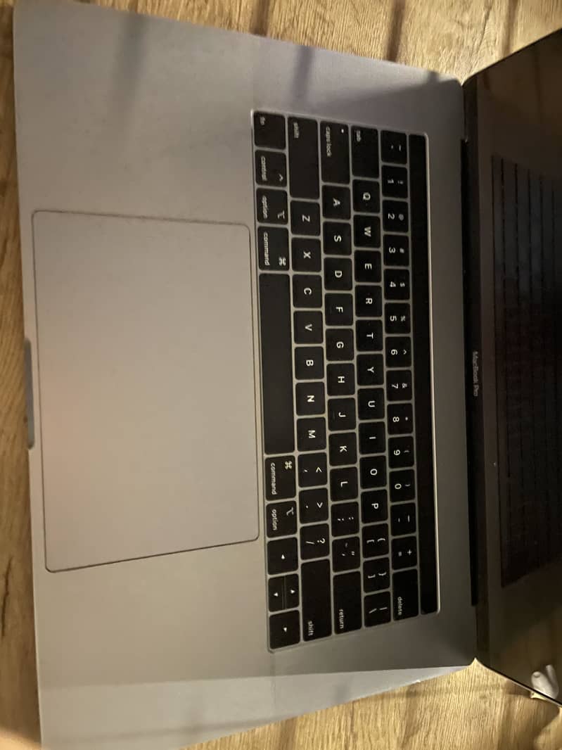 MacBook Pro 2019 32gb 4