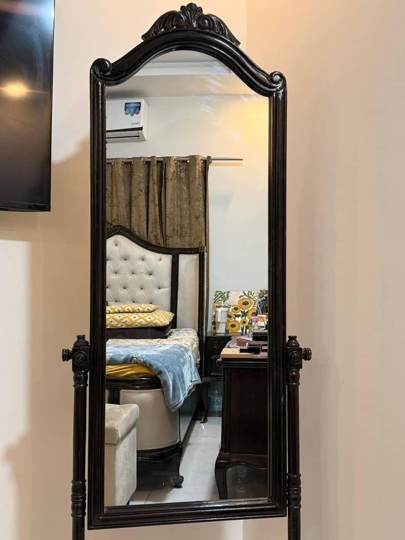 standing mirror 0