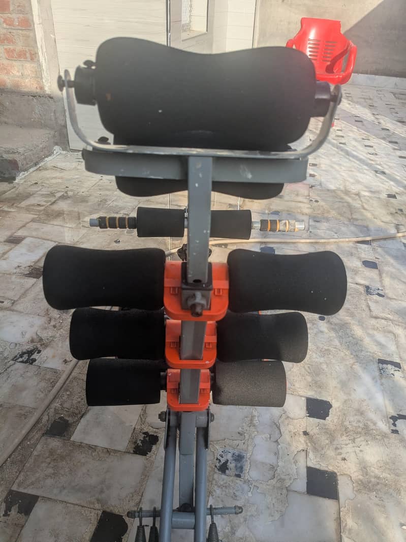 six abs machine 2