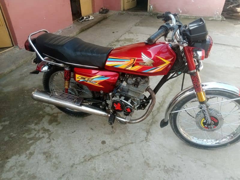 مانسہرہ کے شیرگڑھ اور گلی بدرال میں بائیک چیک ہو گا قریب سے رابطہ کریں 6