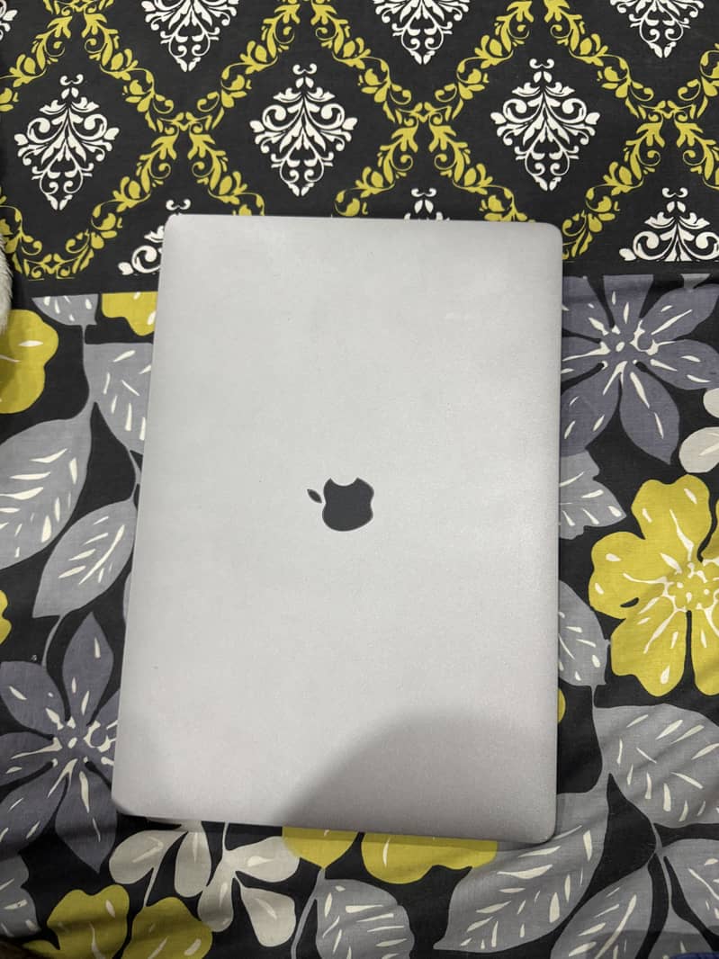 Macbook Pro 2018 0