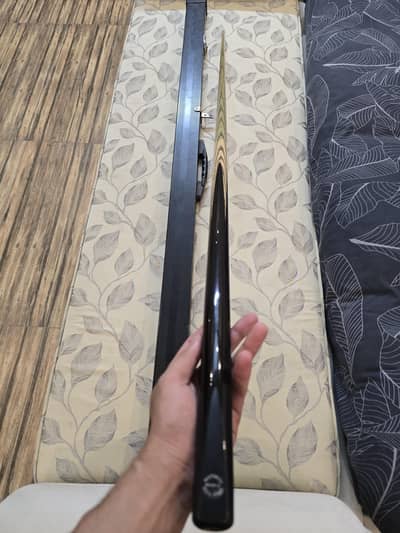 Maximus Premium  Snooker original cue 1 pc With box