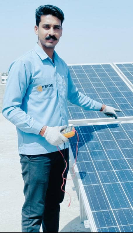 SOLAR INSTALLER TECHNICIAN 0