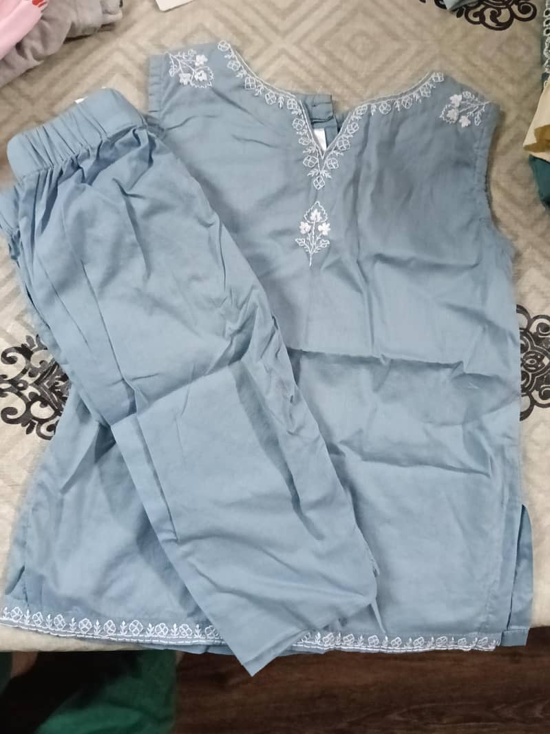 preloved clothes 3