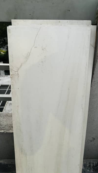 Kale glazed and matte tiles no damage best tiles unused