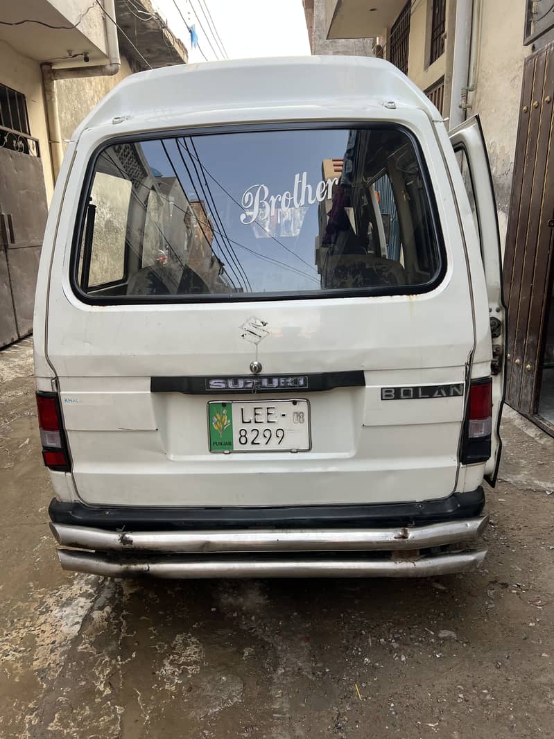 Suzuki bolan 4