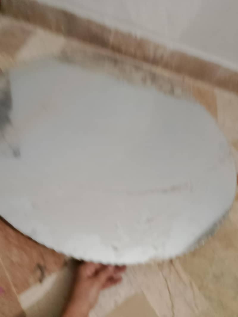round mirror 0